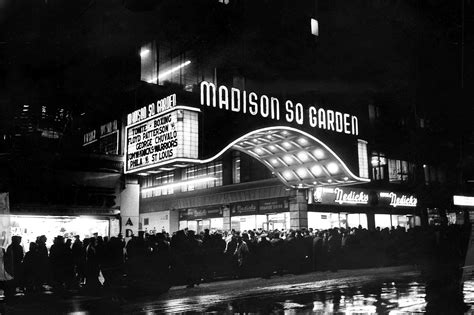 Madison Square Garden Black And White