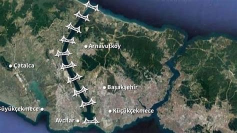 İstanbulites line up to sign petitions against Erdoğan's ...