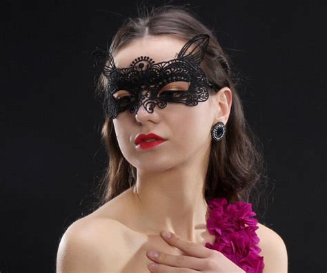 Sexy Elegant Eye Mask Masquerade Ball Carnival Fancy Party Half Face