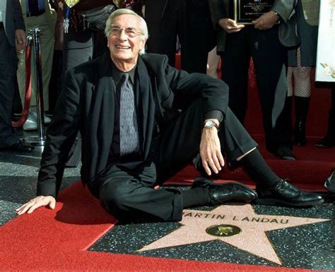 Oscar Winning Actor Martin Landau Dead At 89 Hollywood News The
