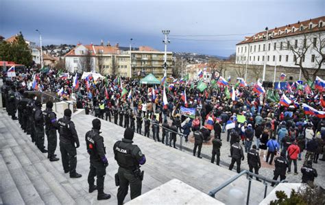 Slovaks Protest Defense Treaty With Us As Lawmakers Debate