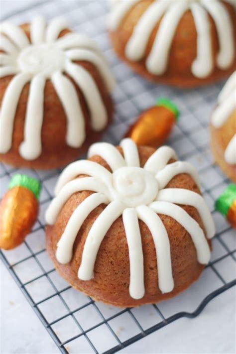 The wonderful thing about mini bundt cakes is that since there are so many designs of bundt cake pans available these days, you can make gorgeous cakes. These mini carrot bundt cakes are so EASY to make using a ...