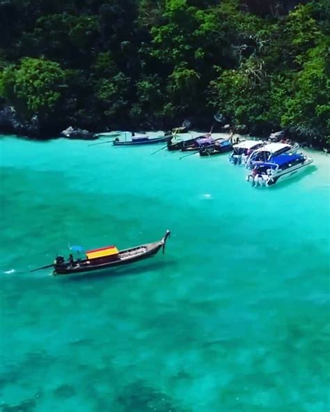 タイ国政府観光庁さんのインスタグラム動画 タイ国政府観光庁instagram 「・﻿ ／﻿ ピピ諸島から﻿ おはようございます☀️﻿ ﻿ ﻿ アンダマン海に浮かぶ、神秘の楽園「ピピ諸島