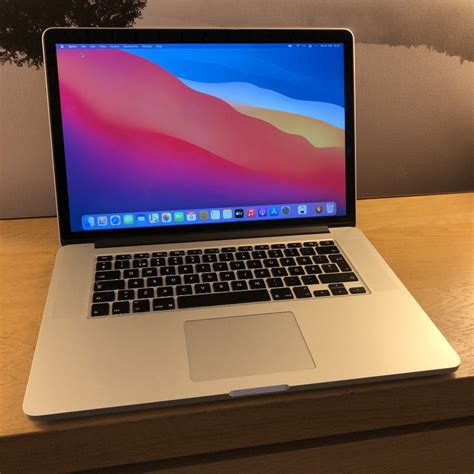Apple Macbook Pro 15 Retina 2015 16512 Gb