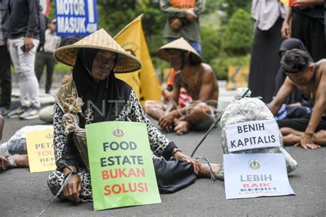 Unjuk Rasa Serikat Petani Indonesia Antara Foto
