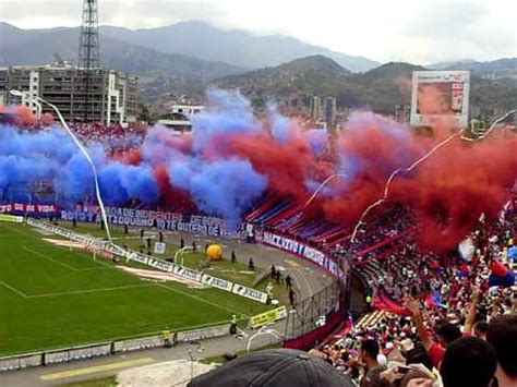 Adicionalmente, los trenes con hinchas del medellín no se detendrán en las estaciones suramericana y estadio y los trenes abordados por hinchas del nacional no . clasico antioqueño NACIONAL Vs MEDELLIN - YouTube