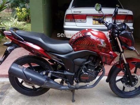 Having power of 150cc engine, this bike goes smoothly on. Honda CB Trigger 150 Kurunegala - selling.lk in Sri Lanka