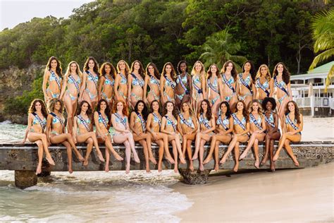 photo les 30 prétendantes au titre de miss france 2023 photo officielle en bikini purepeople