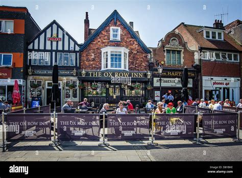 Pub In Salisbury Hi Res Stock Photography And Images Alamy