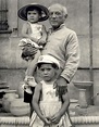 picasso with his children... | Pablo picasso, Picasso art, Picasso
