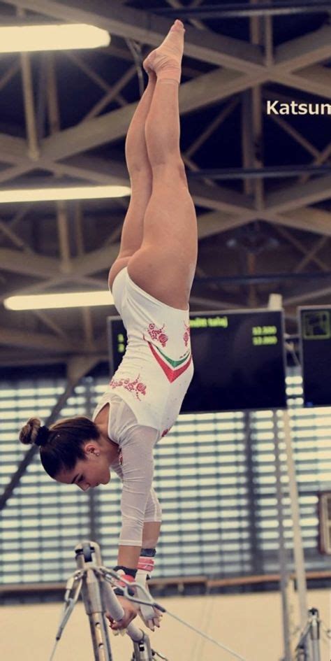 Pin By Pachonko On Hot Gymnasts Female Gymnast Sport Gymnastics Gymnastics