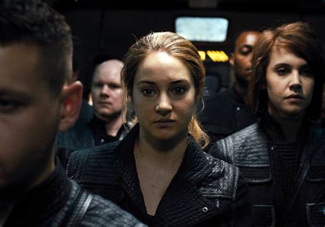 watch director neil burger provides an anatomy of a scene in clip from divergent