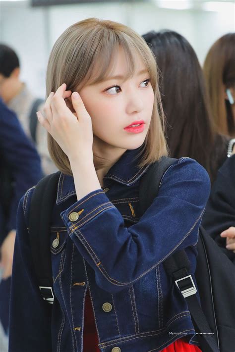 Izone Pics 🎀 On Twitter Kpop Girls Kpop Girl Groups Iz One Sakura