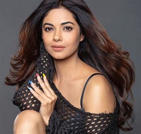 She was born on 8 july 1983 in delhi, india. Meera Chopra Height, Weight, Age, Husband, Biography & More