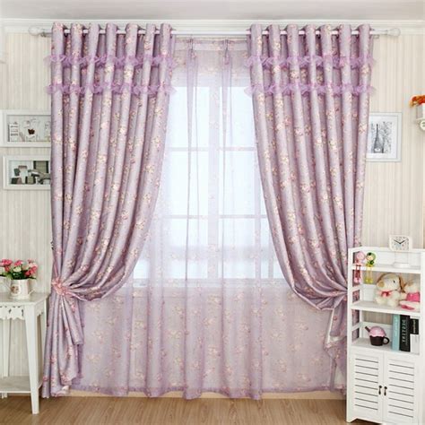 So können sie ein kleines fenster größer wirken lassen oder unterschiedlich hohe fenster einander angleichen. 60 elegante Designs von Gardinen für große Fenster ...