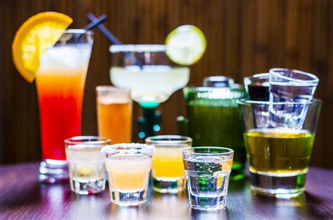 What Your Alcoholic Drink of Choice Says About Your ...