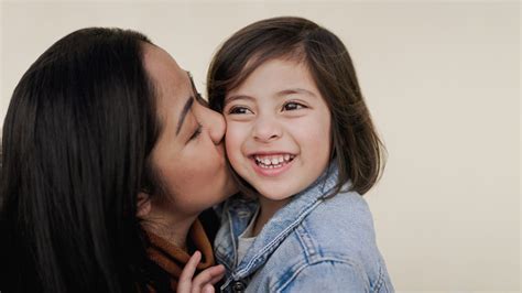 Photo Libre De Droit De Famille Asiatique Fille Et Mère Heureuses