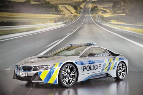 Bmw I8 Police Car Will Make You Stop And Take Notice Carscoops