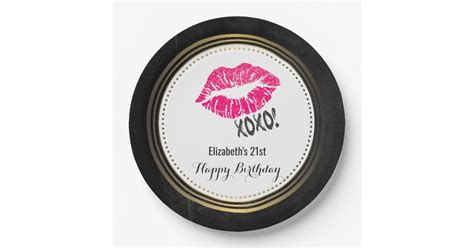Stylish Pink Kissy Lips With Xoxo Happy Birthday Paper Plate