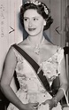 Princess Margaret wearing the Cartier Halo diamond tiara in 1955 | As ...