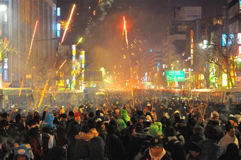 Heres How People Celebrate The New Year Around The World