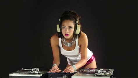 A Sexy Female Dj Dancing And Playing Records This Is A Super High Quality 4k Version At