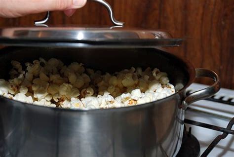 How To Make Popcorn In A Pan 11 Steps With Pictures Wikihow How