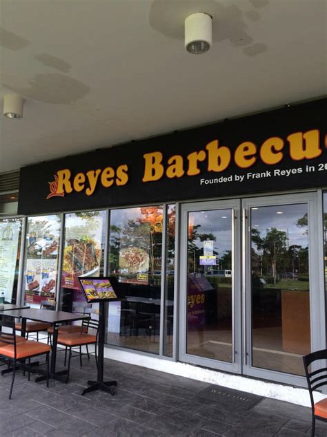You can take a bus from clearlake to santa rosa via ray's food place/walmart and lincoln ave. Reyes Barbecue Near Me - Cook & Co
