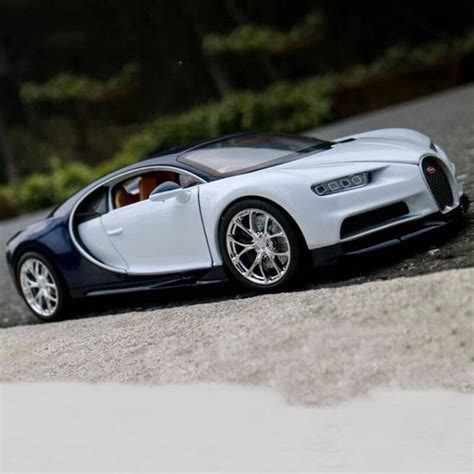 124 Car Model Toys Bugatti Chiron Diecast Model Roadster Car Vehicle