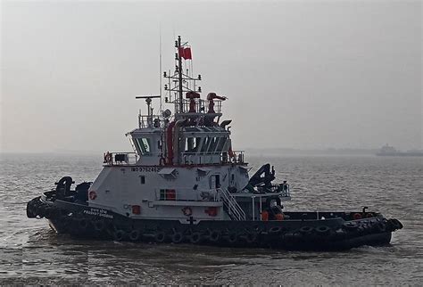 Yong choo kui shipyard sdn. ASD Tugs in India
