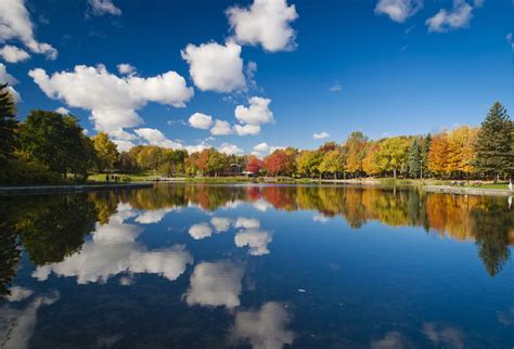 The 10 Best Places To See Fall Foliage In Canada