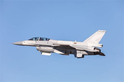 Lockheed Martin Anuncia Primeiro Voo Bem Sucedido Da Aeronave F 16