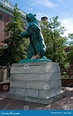 Statua Dell'orso Di Brown University Immagine Stock Editoriale ...