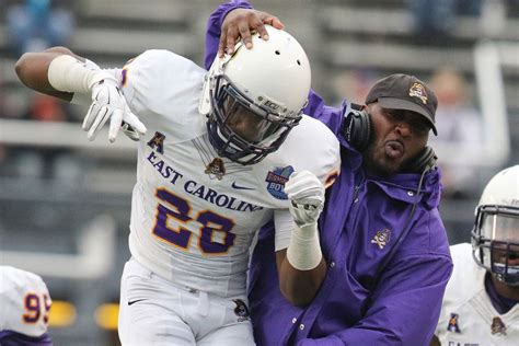 The Big 2015 Ecu Football Guide Expect The Pirates To Pass This Test