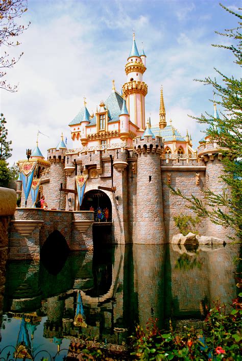 Sleeping Beautys Castle Disneyland Anaheim Ca Photo Credits To