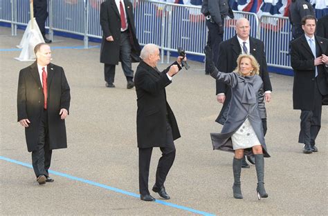 Biden Greets Inaugural Parade Goers The Washington Post