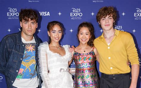 Avatar 2′s Young Stars Step Out Together For D23 Expo 2022 D23 Expo