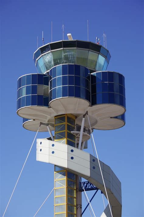 Awesome Air Traffic Control Towers Across The World Kuriositas
