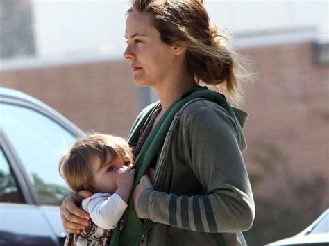 Celebrities Breastfeeding Pictures Famous Moms