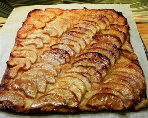 Check out our barefoot contessa selection for the very best in unique or custom, handmade pieces from our home & living shops. Barefoot Contessa Apple Tart | Apple tart recipe, Apple ...