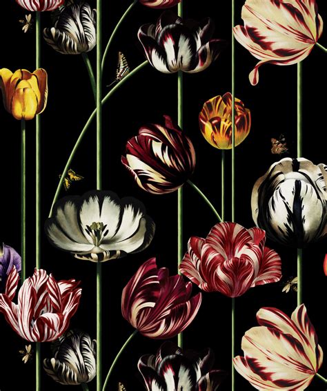 Tulipa Large Scale Floral Wallpaper Bold And Unique Milton And King