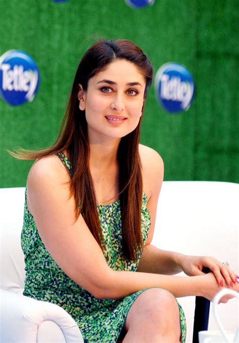 Kareena Kapoor Khan Steps Out Looking Like A Goddess In Green