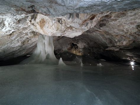 Filedobšinská Ice Cave 35 Wikimedia Commons