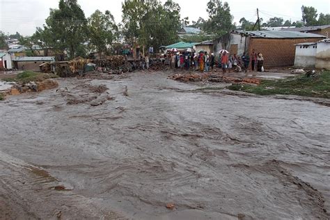 Malawi Floods Kill At Least 176 People Displace 110000 Abc News