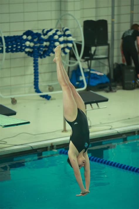Cns Girls Varsity Swimming And Diving Downs Syracuse City Drains