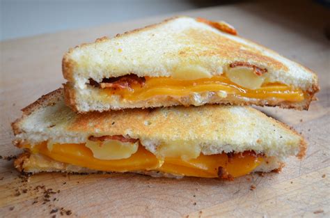 Grilled Cheese And Bacon Sandwiches With Cheese Curds I Sing In The
