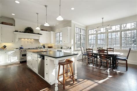 Kitchen island lighting & light fixtures. 21 Kitchens With Windows That Allow Plenty of Natural ...