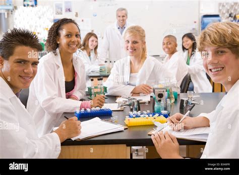 Students In Physics Class Stock Photo Alamy