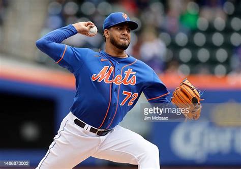 denyi reyes of the new york mets pitches during the first inning news photo getty images