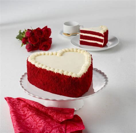 Hướng Dẫn How To Decorate A Red Velvet Cake Với Những Chiếc Bánh đỏ Mịn